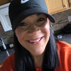 Meet your Posher, Anne